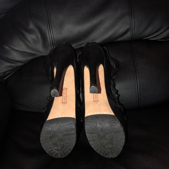 Shoes - Picture 2 of 3